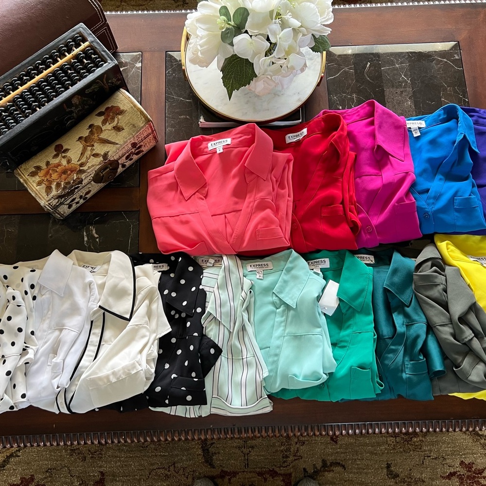 15 Express Portofino Women's Button Down Shirts lot - Multicolor